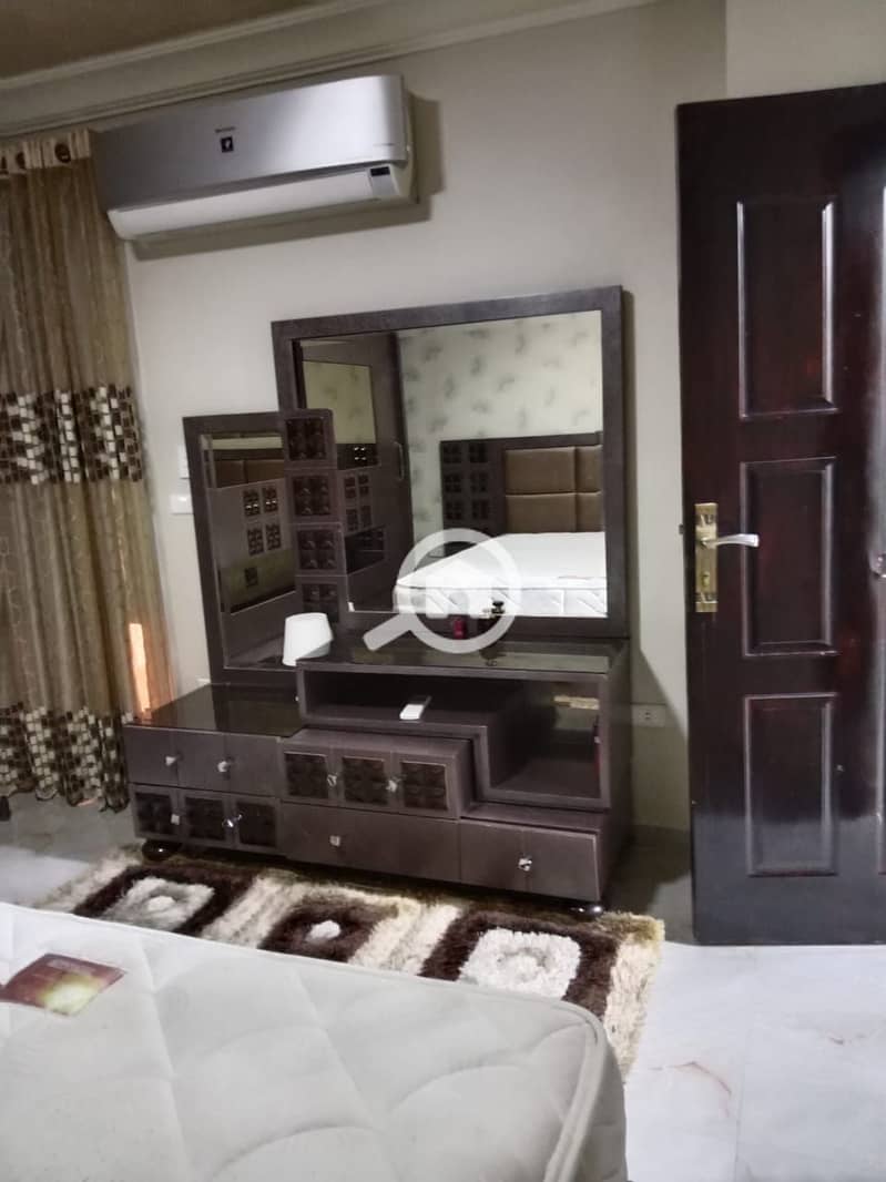 8 WhatsApp Image 2025-10-14 at 1.59. 26 PM. jpeg