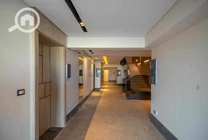 10 3880498-b1101o. jpg