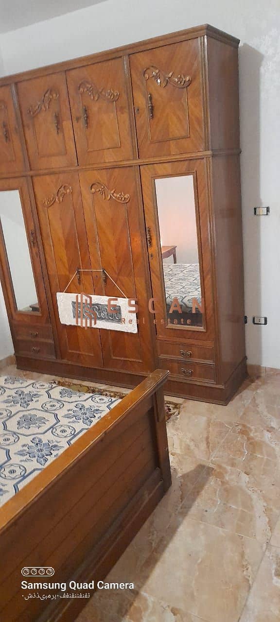 5 U352435 (16). jpeg