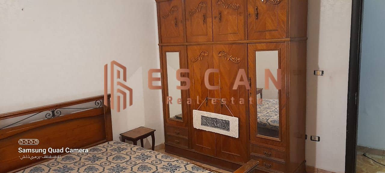 11 U352435 (4). jpeg