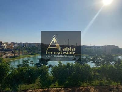 فیلا 5 غرف نوم للبيع في القاهرة الجديدة، القاهرة - unique view on large lake_villa 1400 in lake view compound