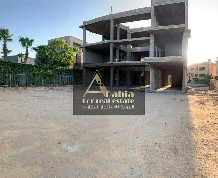 فيلا ١٤٠٠ م في كمبوند قطاميه ديونز صف اول جولف بالدور التاني فيلا ١٤٠٠ م في كمبوند قطاميه ديونز صف اول جولف بالدور التاني