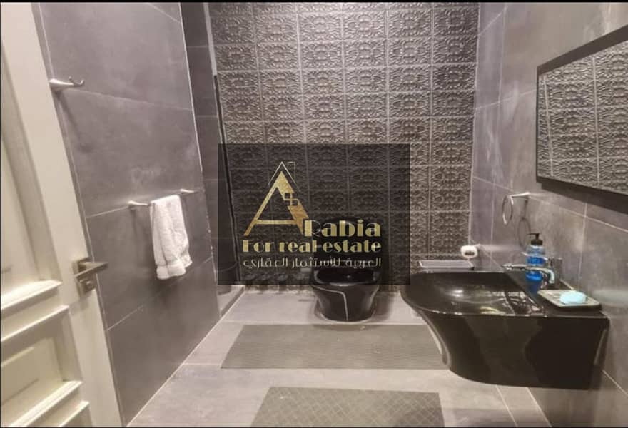 16 8fc4de63-b57d-4559-b4b8-7e56ba456cd8. jpeg