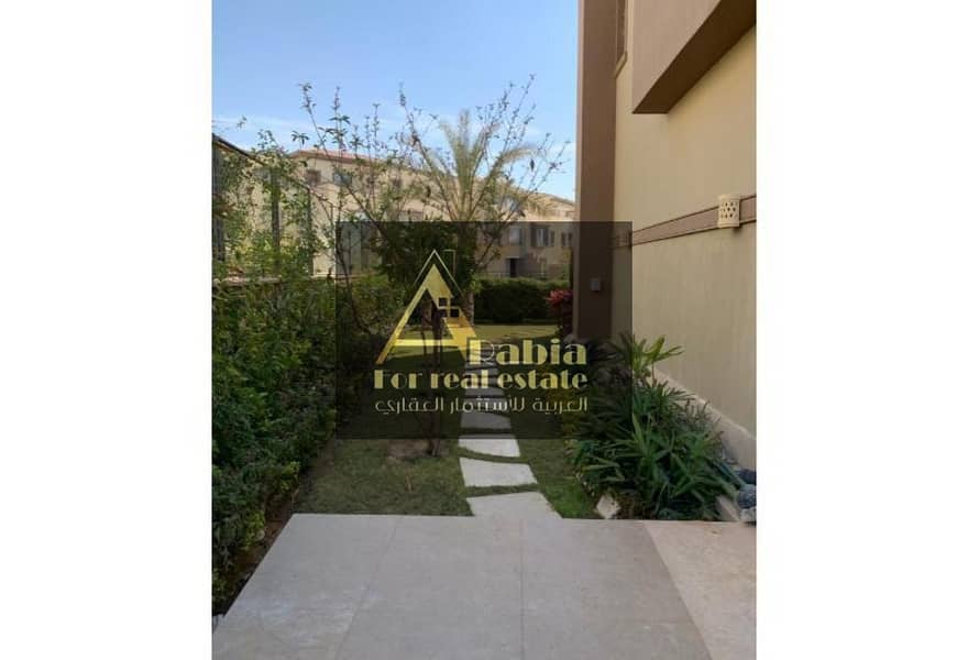 11 e0878aa4-9c92-49f7-8069-0ea85bed99d2. jpeg