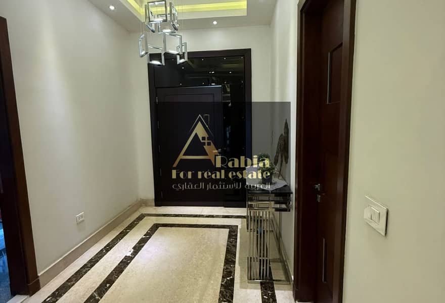 8 4c480405-2bec-42f1-afeb-85f9ce6c4bcc. jpg