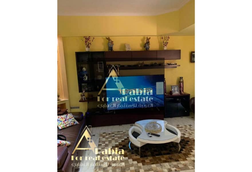 3 f4067b85-f4f0-4d7e-9635-b6f9a2ad0dfe. jpeg