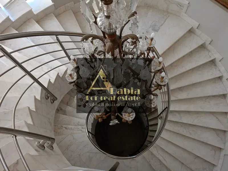 Luxury Villa for Sale in Lake View – Prime Location in New Cairo with Elegant Finishing - Flere