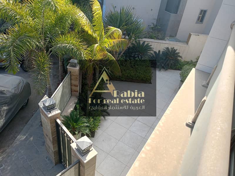 10 WhatsApp Image 2025-09-10 at 6.49. 10 PM (2). jpeg