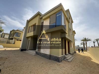 فیلا 5 غرف نوم للبيع في القاهرة الجديدة، القاهرة - WhatsApp Image 2025-10-02 at 7.35. 05 PM. jpeg فیلا 5 غرف نوم للبيع في القاهرة الجديدة، القاهرة - WhatsApp Image 2025-10-02 at 7.35. 05 PM. jpeg