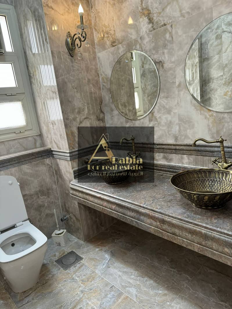 8 WhatsApp Image 2025-10-02 at 7.47. 29 PM. jpeg