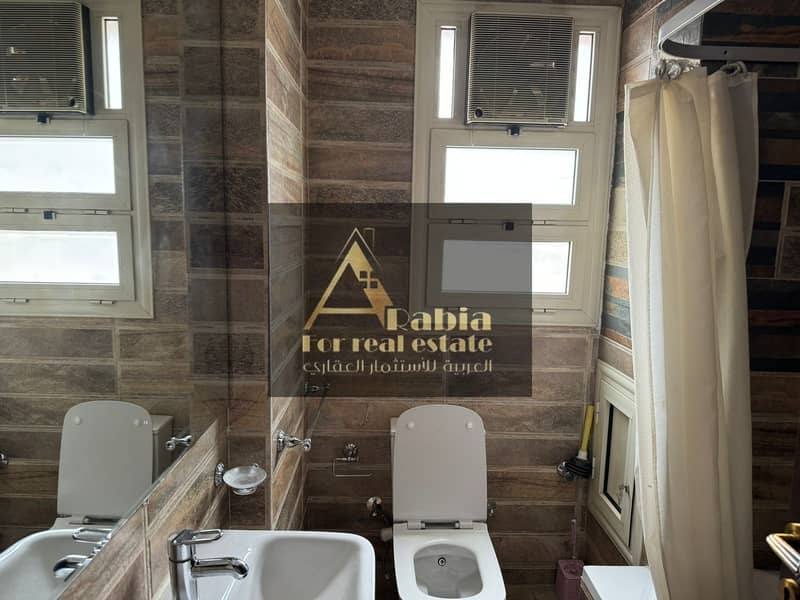 21 WhatsApp Image 2025-10-02 at 7.47. 33 PM (2). jpeg