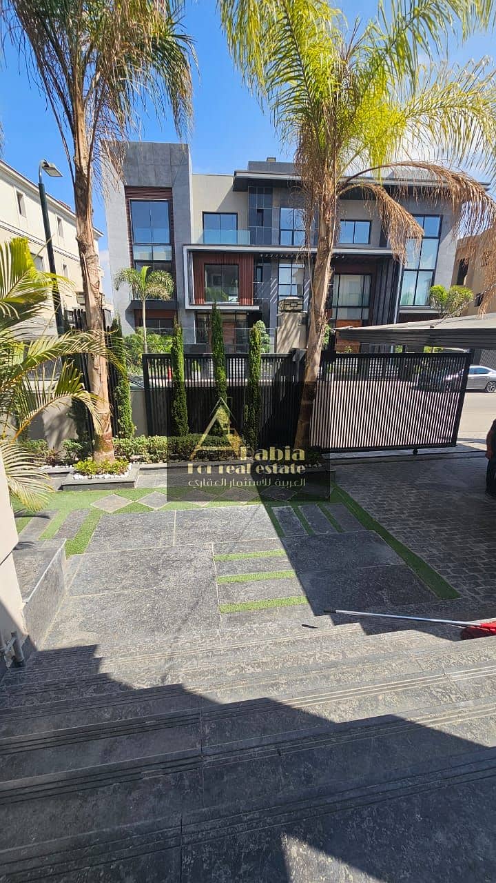 12 WhatsApp Image 2025-10-14 at 2.44. 42 PM. jpeg