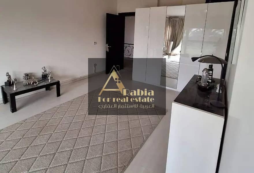 4 006b970a-a80d-44ed-921e-37cb30580ae6. jpg