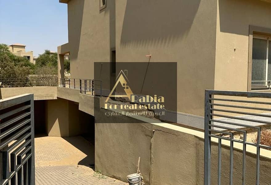 6 02fea743-80f1-432e-9586-61a4cfe63dd8. jpg