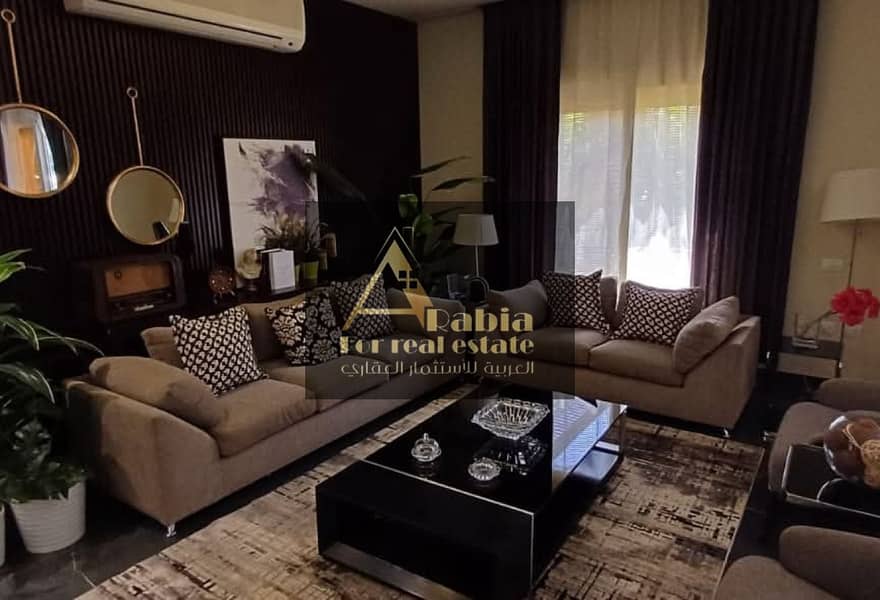 4 3018783e-6a3d-434e-9d57-3300c47cc410. jpg