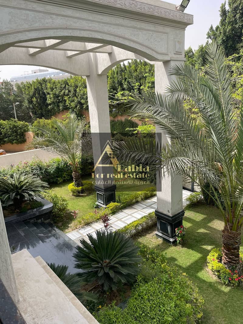 8 WhatsApp Image 2025-10-20 at 4.58. 21 PM (1). jpeg