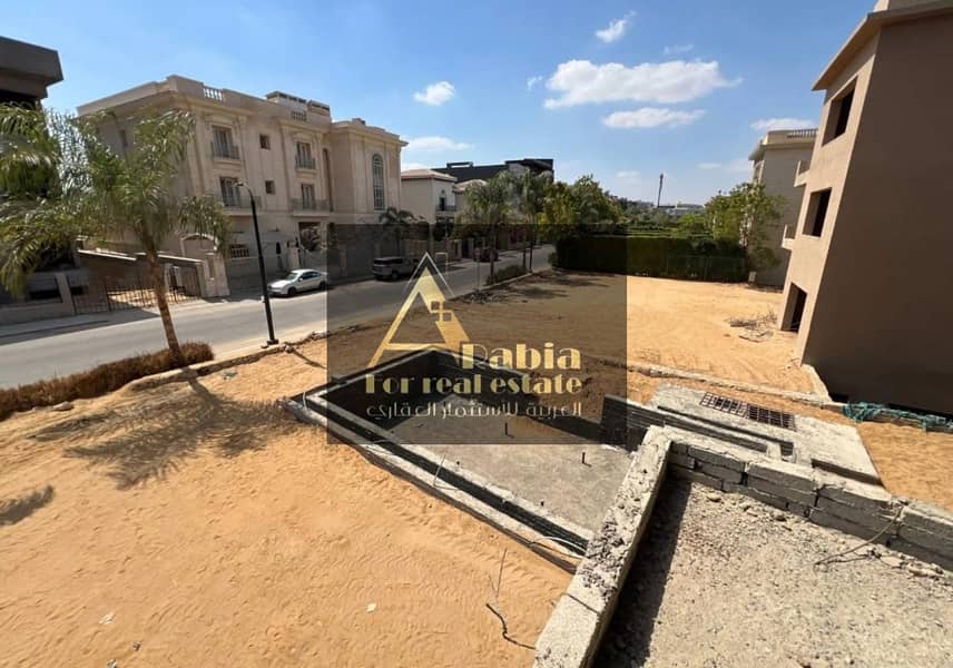 4 ad5666b5-7df0-4900-abed-31993f8fa255. jpeg