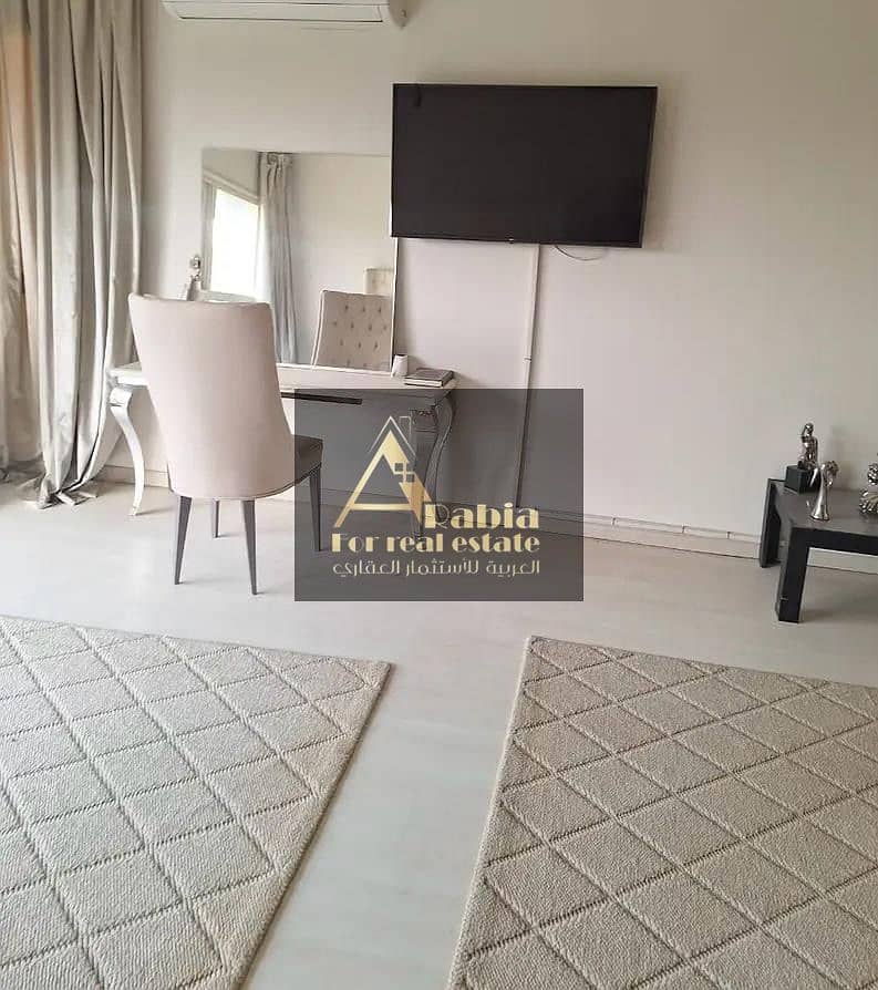 10 9f5d86cf-6dfd-42dd-840d-b24d3b4a233c. jpeg