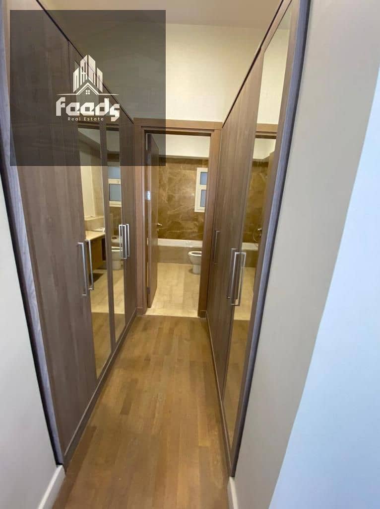 5 edb036a2-ee44-48bf-b81b-6eddff16e5fd. jpg