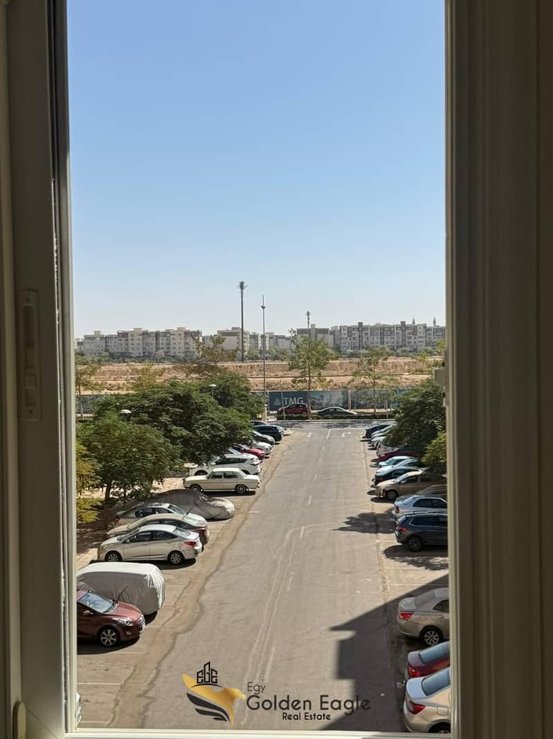 12 WhatsApp Image 2025-10-26 at 15.58. 42_63d85470. jpg