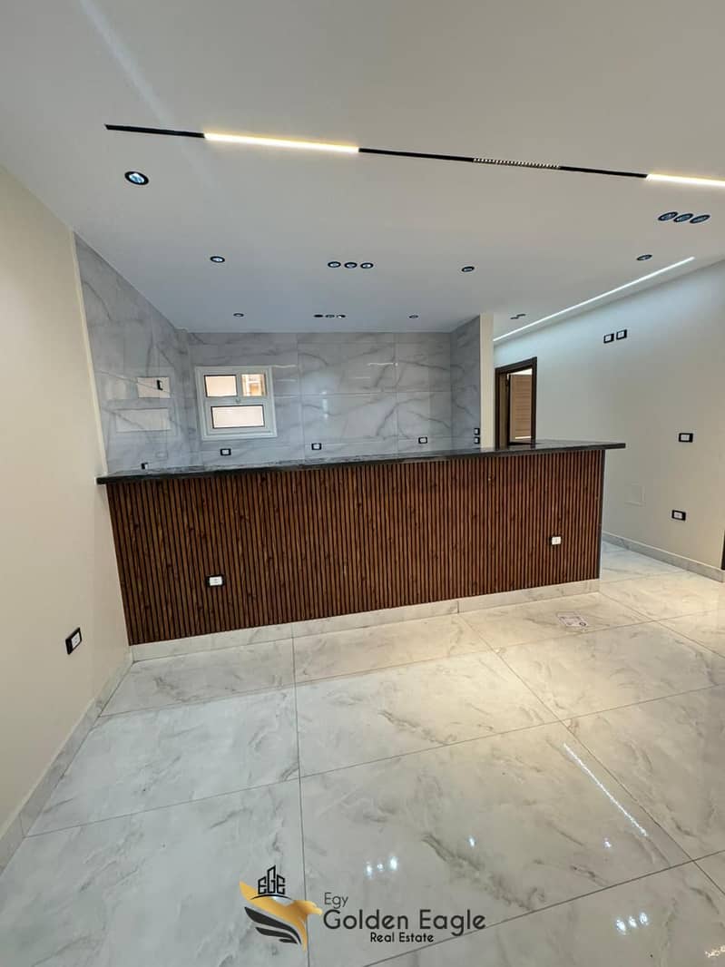 24 WhatsApp Image 2025-10-26 at 15.58. 48_1d46594b. jpg