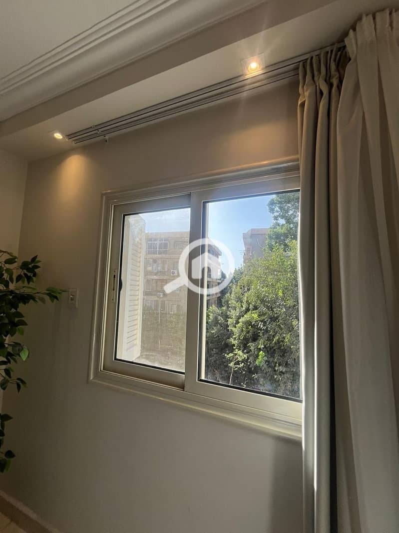 3 8c377d17-3145-423a-a8de-f4889a5f12d9. jpeg