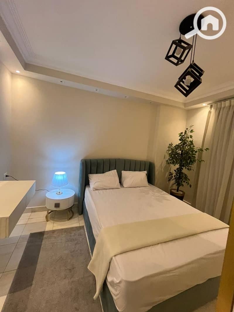 10 46d94bc7-7944-4172-be91-3985d33b062b. jpeg