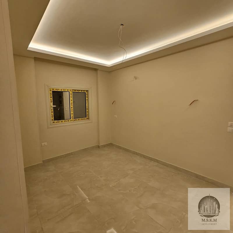 2 WhatsApp Image 2025-10-23 at 4.05. 20 PM. jpeg