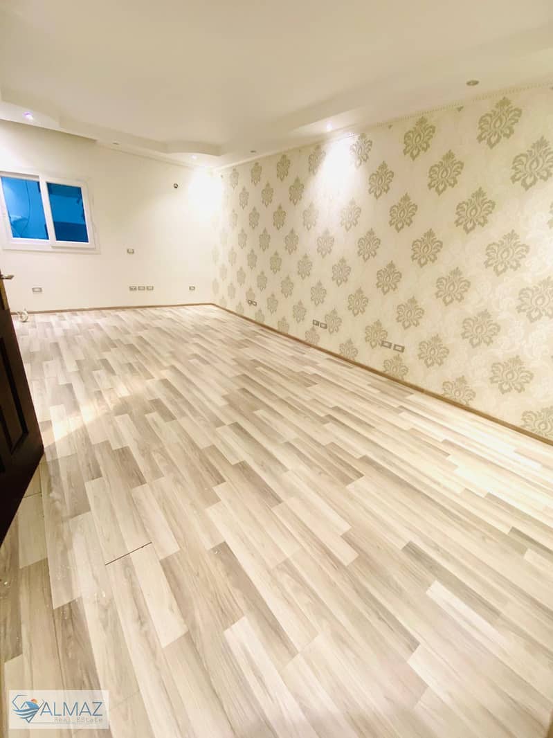 5 WhatsApp Image 2025-10-26 at 3.52. 30 PM (1). jpeg