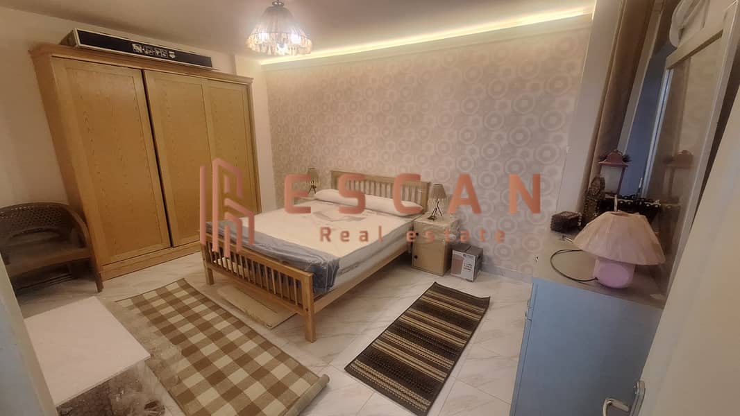 4 U805692 (36). jpeg