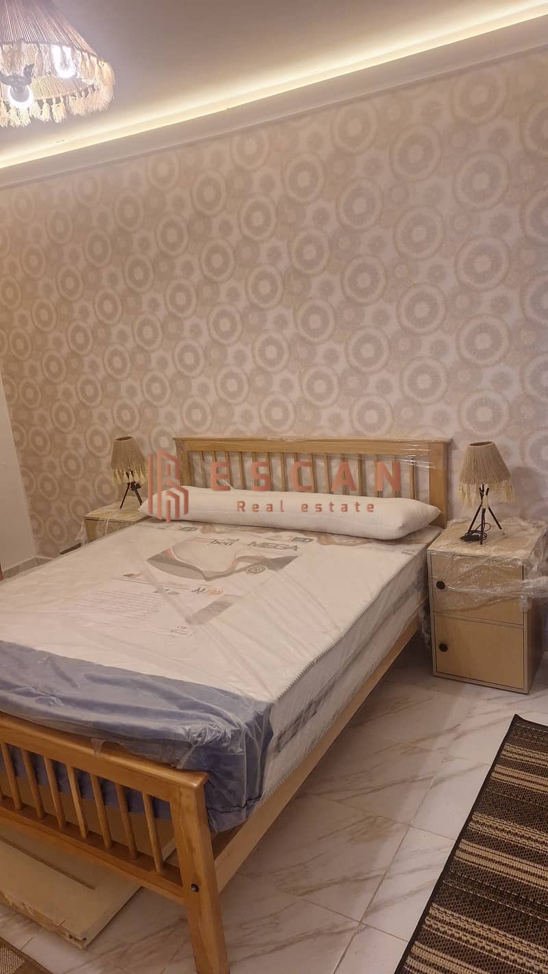 7 U805692 (34). jpeg