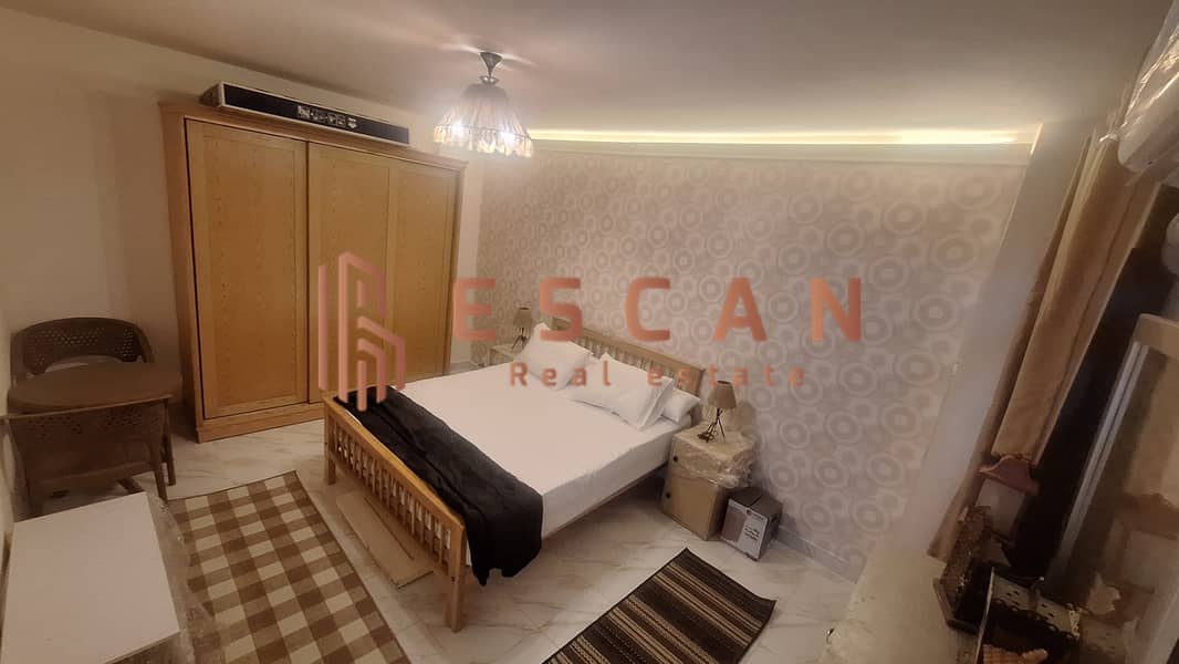 9 U805692 (30). jpeg