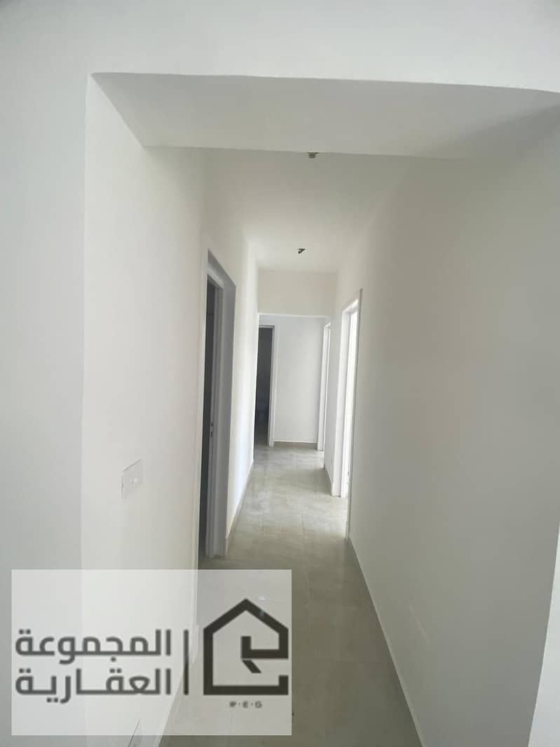 4 fe117fe2-f1c5-471d-91db-bb4bdcd254fd. jpg