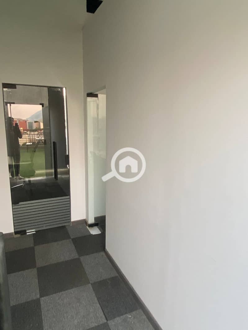 3 WhatsApp Image 2025-10-19 at 5.54. 27 PM (1). jpeg