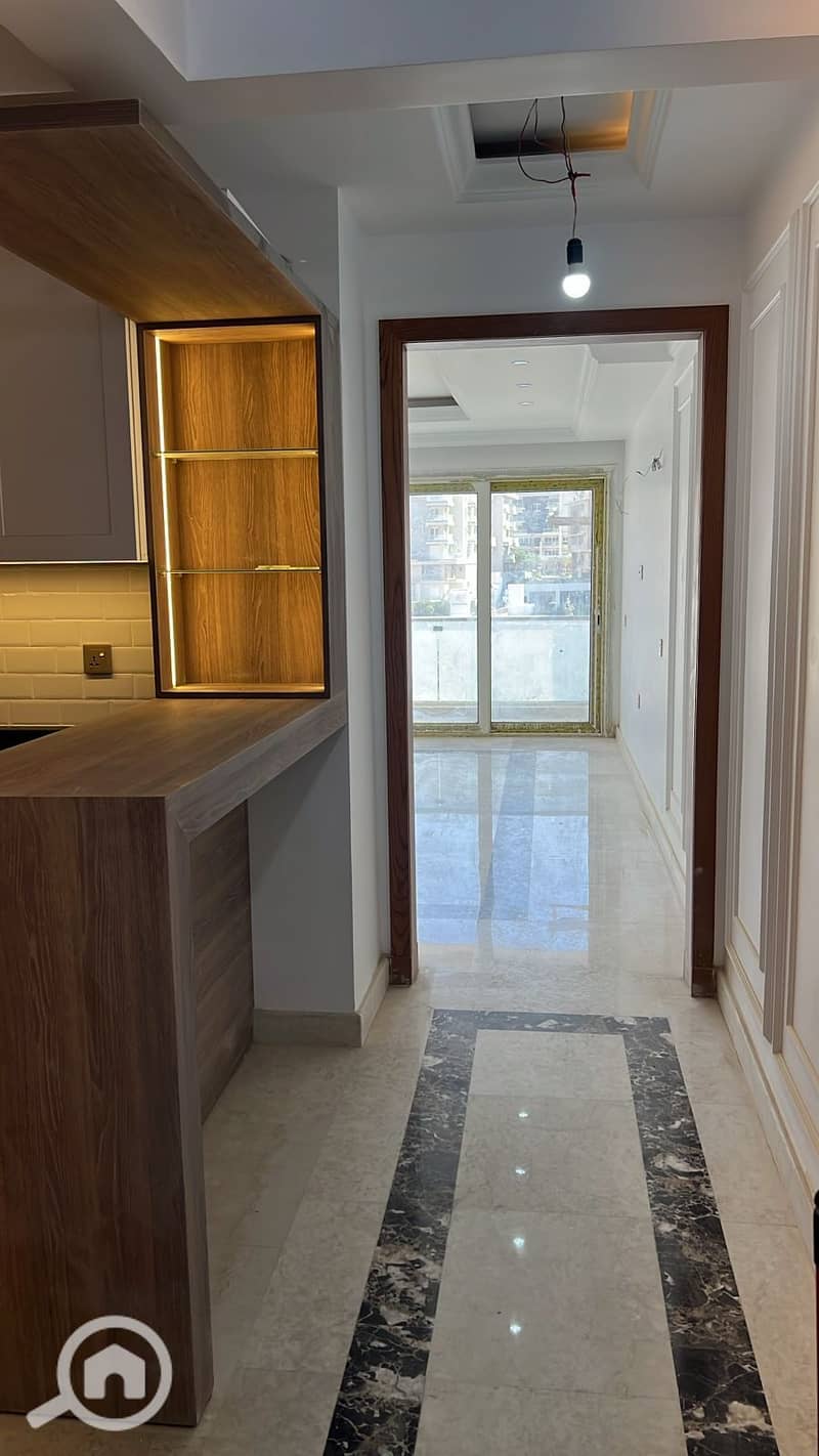 12 0e56f99b-e336-410e-8582-a8929e1bea3a. jpeg