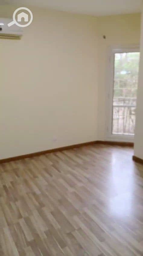 3 WhatsApp Video 2025-10-26 at 17.30. 55_a0815d01 - frame at 0m51s. jpg