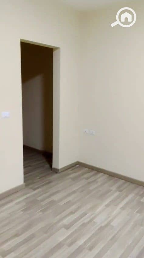 7 WhatsApp Video 2025-10-26 at 17.30. 55_a0815d01 - frame at 0m29s. jpg
