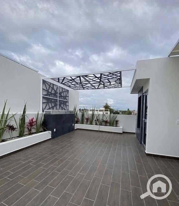 18 WhatsApp Image 2025-06-18 at 4.43. 15 PM (1). jpeg