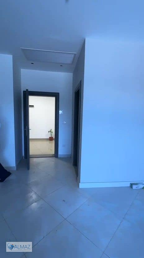 5 WhatsApp Image 2025-10-26 at 5.29. 51 PM (1). jpeg