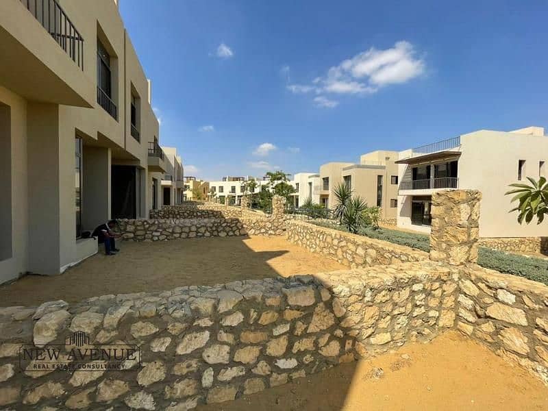 9 WhatsApp Image 2025-10-26 at 1.09. 01 PM (3). jpg