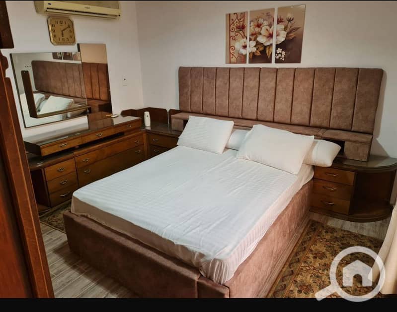 6 eae988b3-e156-4f06-a7d8-0c69c44e9cc7. jpg