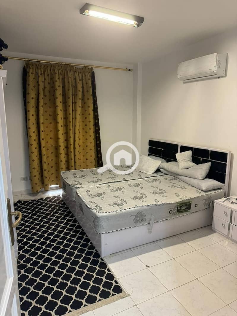 4 03e92f16-cff5-45e2-9692-a8c5e27a47e9. jpg