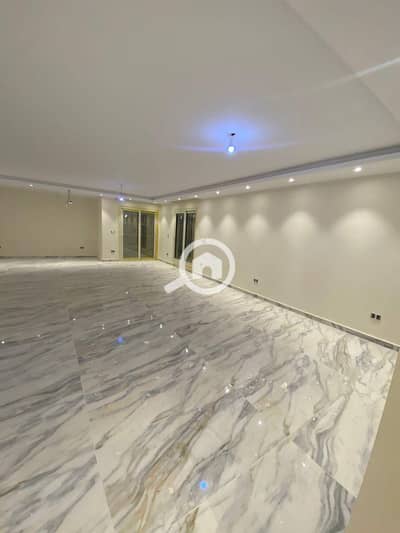 3 Bedroom Flat for Sale in New Cairo, Cairo - 558857562_122216292206057873_7167887470079980822_n (1). jpg