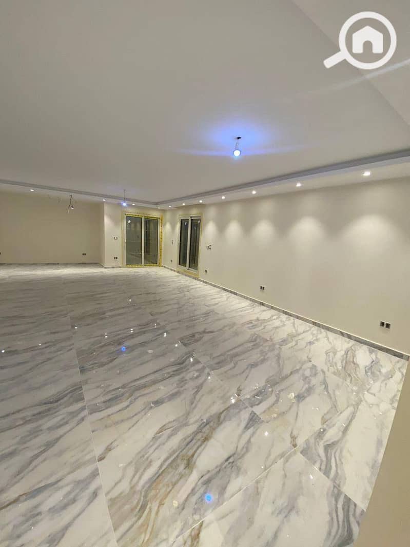 2 558857562_122216292206057873_7167887470079980822_n. jpg