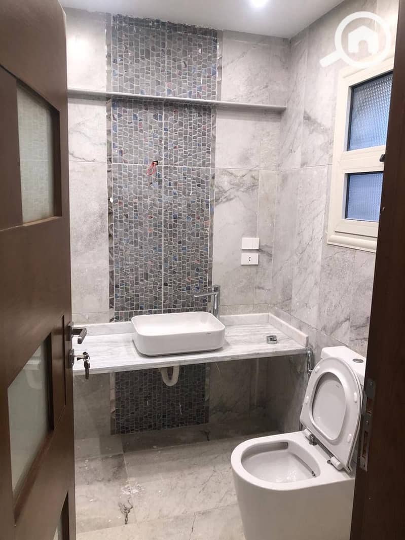 7 558519686_122216292098057873_799584145323745660_n. jpg