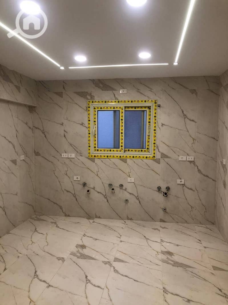 8 558904807_122216291924057873_6543521856501879754_n. jpg