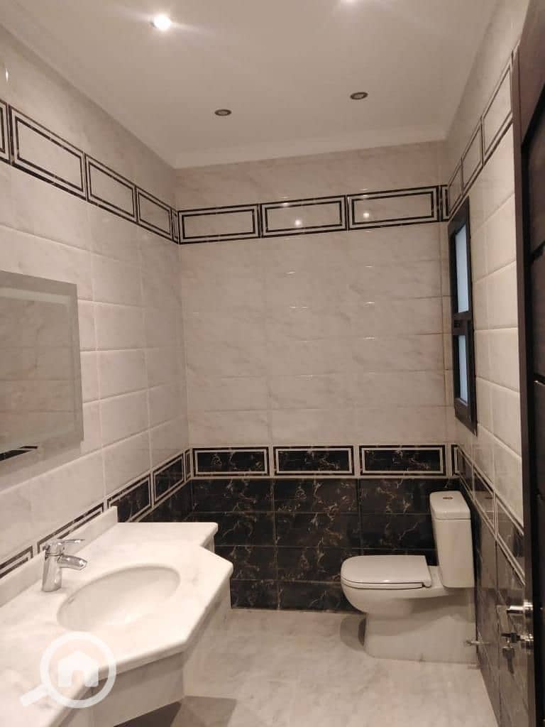 4 WhatsApp Image 2025-10-26 at 15.06. 00_cd3ac654. jpg