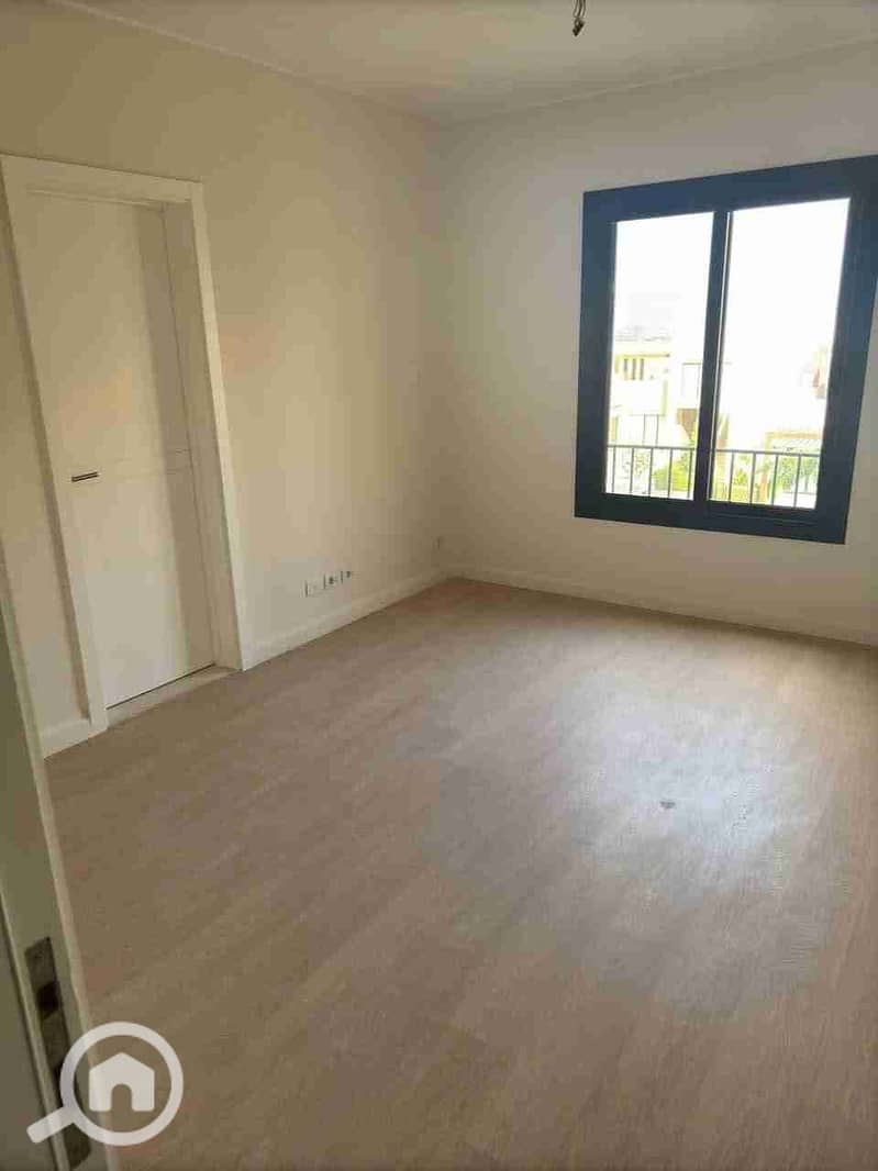 3 FB_IMG_1761492017833. jpg