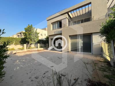 4 Bedroom Twin House for Sale in Sheikh Zayed, Giza - Palm Valley 1. jpg 4 Bedroom Twin House for Sale in Sheikh Zayed, Giza - Palm Valley 1. jpg