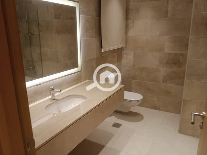 18 WhatsApp Image 2025-10-23 at 16.05. 55_47d28319. jpg